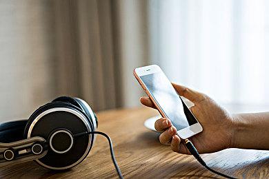 竞技场射击轻度肉鸽游戏《Brotato》 于Steam发售